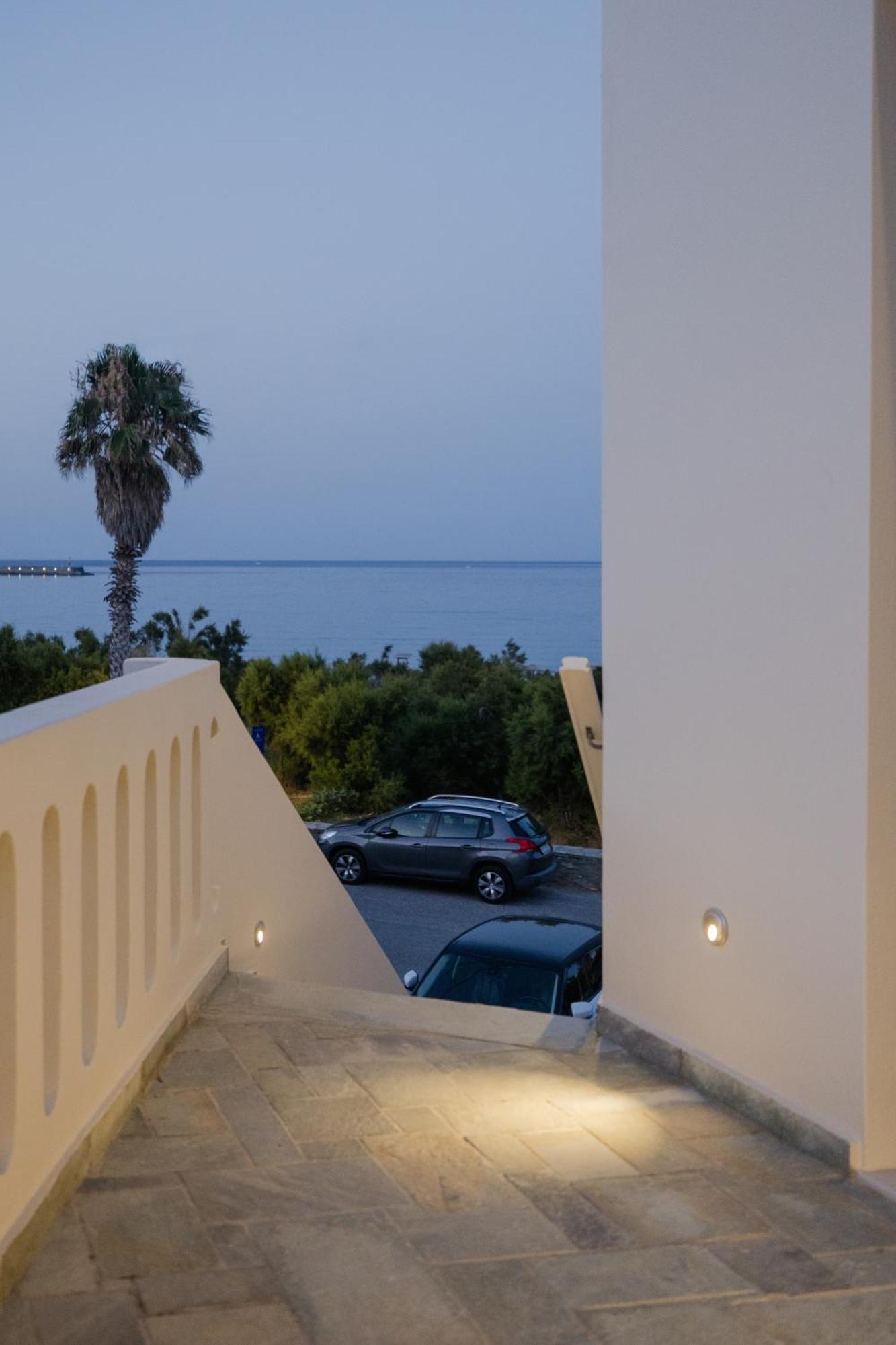 Rodavgi Apartments Andros Town Exterior photo